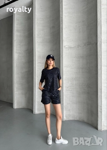 Дамски комплекти Различни цветове , снимка 3 - Спортни екипи - 51710624