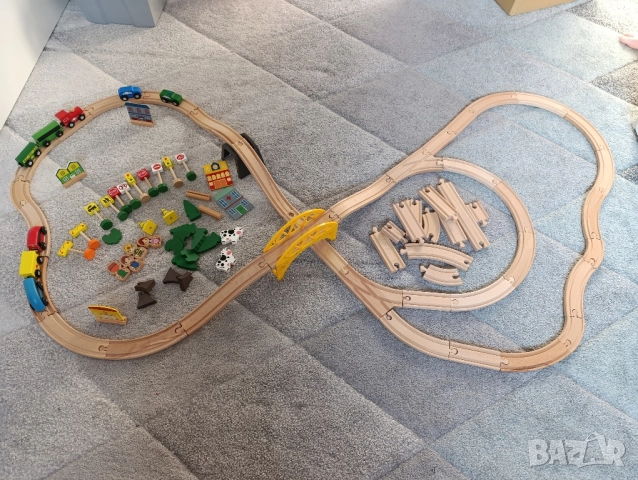 Дървени влакчета – 2 комплекта (Икеа и Кауфланд)