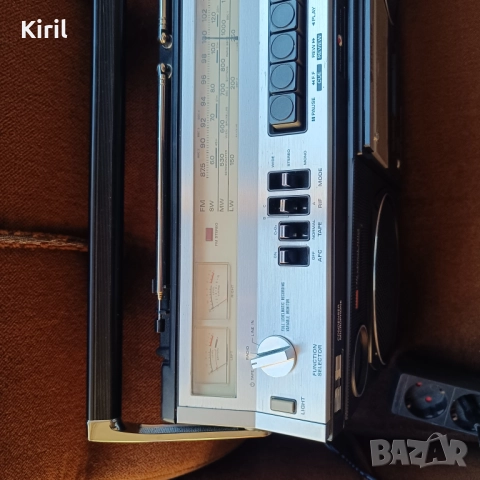 Hitachi TRK 8080E, снимка 9 - Радиокасетофони, транзистори - 52957591