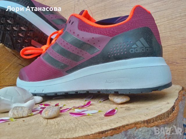 Спортни обувки на Аdidas ви осигуряват комфорт и стил от сутрешната  пълноценна тренировка, снимка 2 - Маратонки - 41815164