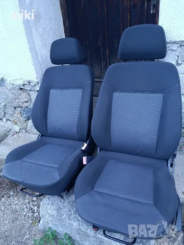 Предни седалки за Opel Astra H 