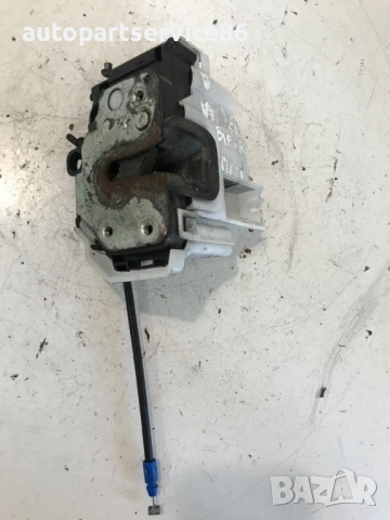 Заключващ механизъм за предна дясна врата за Peugeot Bipper (2008) 11361750080, снимка 2 - Части - 53781530