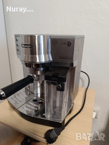 Кафемашина Delonghi ec850m, снимка 3 - Кафемашини - 52790598