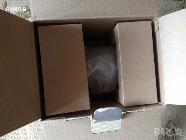 Предлагам нов фото обектив Tamron 18-200mm. за Canon., снимка 2 - Обективи и филтри - 51857283