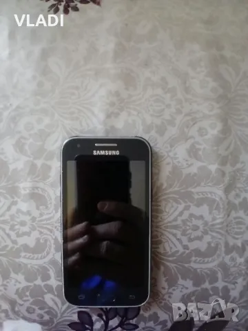 Телефон Samsung