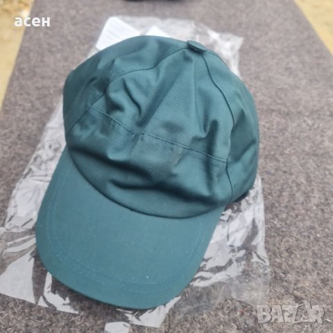 Български шапки , снимка 12 - Шапки - 40015484