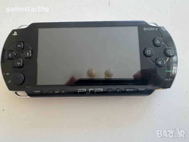 PSP 1003 - хакнато с 32GB карта, снимка 2 - PlayStation конзоли - 53788050