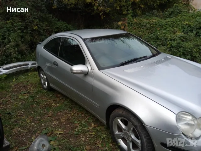 Mercedes-Benz C 200 kompresor, снимка 4 - Автомобили и джипове - 48001313