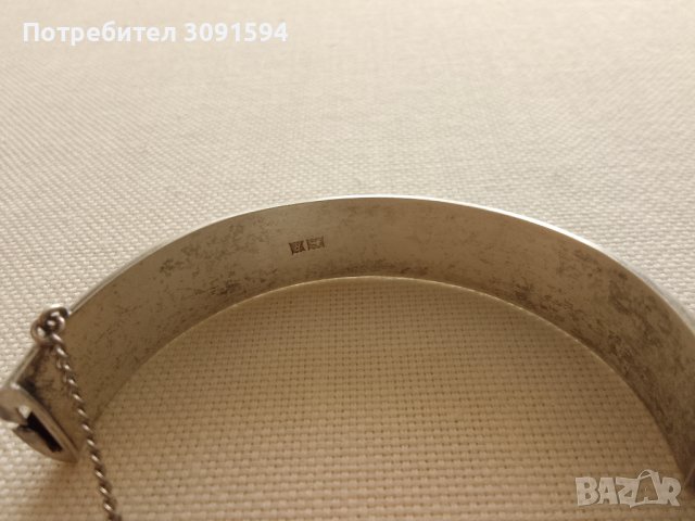 Винтидж английска гравирана гривна от 70-те години на пантите, сребро 925, проба 379 -20грама,предпа, снимка 8 - Антикварни и старинни предмети - 41826899