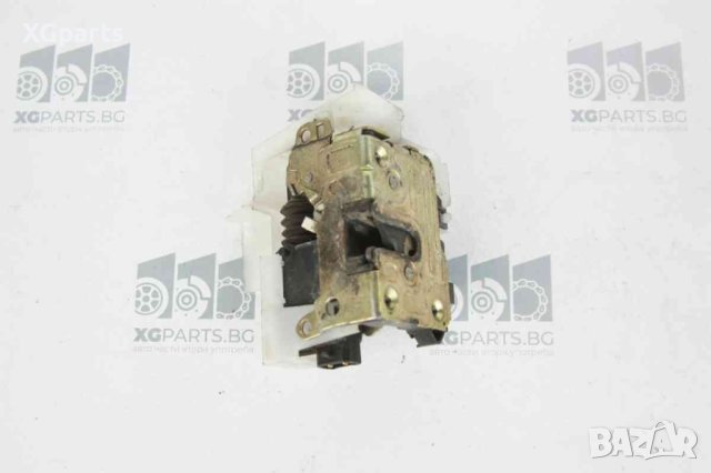  Брава врата предна дясна за Renault Megane (1996-2003)