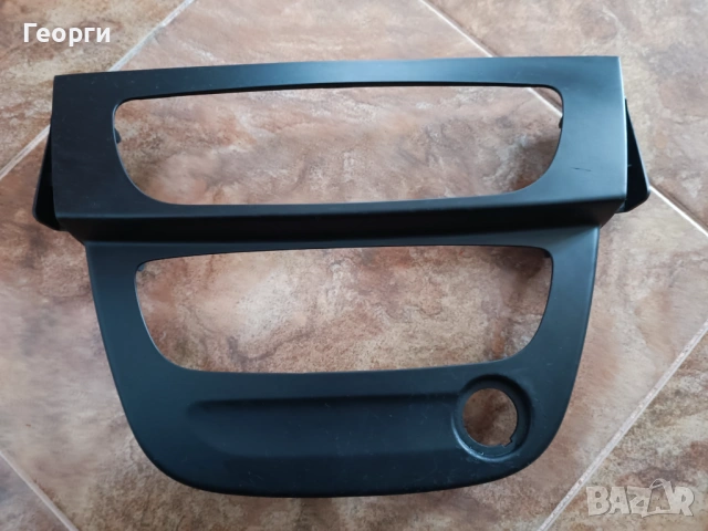 Продавам оригинални части за Рено Меган 3 хечбек , снимка 8 - Аксесоари и консумативи - 53499640