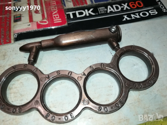 БОКС=ПАТРОН С ВГРАДЕНА НОЖКА 3108251427, снимка 2 - Колекции - 51551511