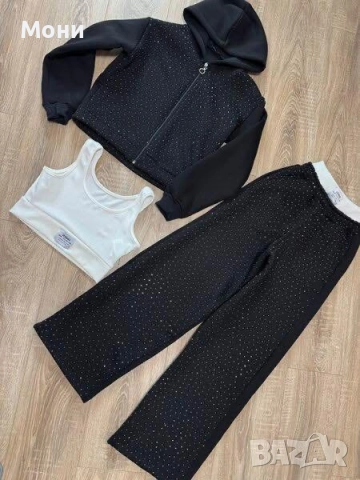 Дамски комплекти три части  Памук  С м л  65 лв 