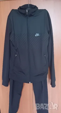 Спортен екип /анцунг Nike, снимка 1