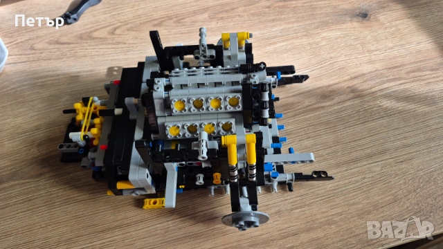 Нов Bugatti Chiron Lego 1:8 3599pcs., снимка 11 - Колекции - 53524846