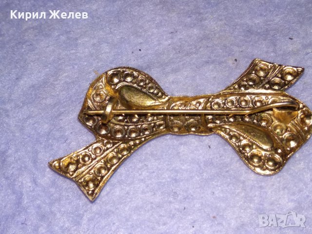 СТАРА ПОЗЛАТЕНА РЕТРО АРТ НУВО СТИЛ БРОШКА - ПАНДЕЛКА 38642, снимка 2 - Антикварни и старинни предмети - 41648656