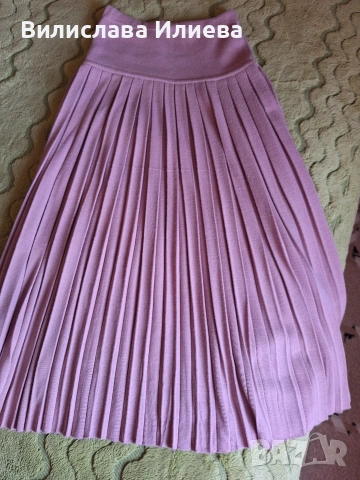 Дамска пола плисе