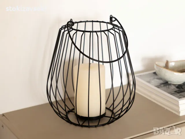 Метален свещник във форма на фенер, снимка 1