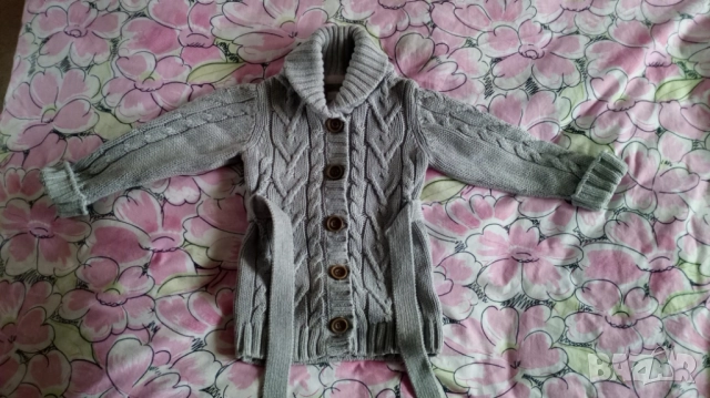 Подарявам детска жилетка