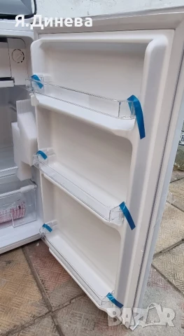 Хладилник на Klarstein 90L за части , снимка 4 - Хладилници - 50615258