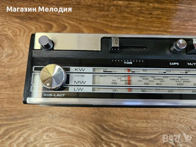 Радио Universum TR 2334 – Немска транзисторна класика в отлично състояние (1970s), снимка 4 - Радиокасетофони, транзистори - 55809876