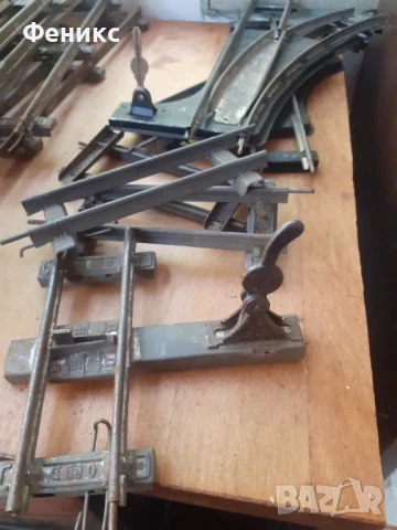 Лот части влакче конструктор метални релси писта- стара игра, снимка 6 - Антикварни и старинни предмети - 51344114