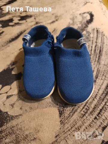 бебешки маратонки 