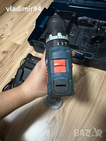 Bosch GSB 18V-60C ударен винтоверт, снимка 6 - Винтоверти - 52676981