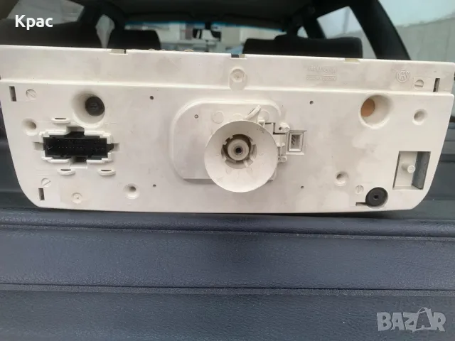 табло за Фолксваген пасат комби б3, снимка 4 - Части - 43021081