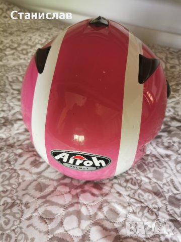 Airoh city Бонбонено Розова каска, снимка 3 - Аксесоари и консумативи - 40951107