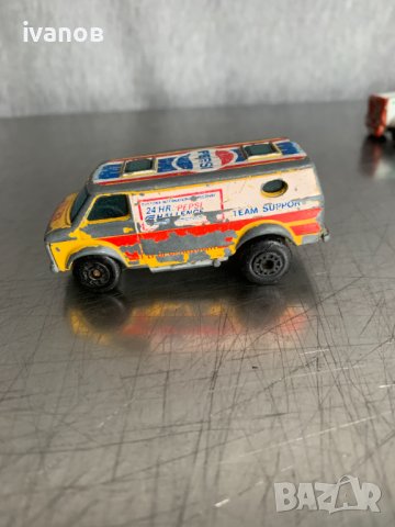 количка  Matchbox Superfast 1979 Chevy Van, снимка 1
