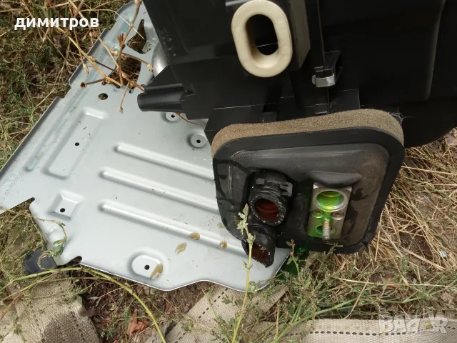 Автоклиматик за Мерцедес CLK 270 W 209 комплект без липси 30Е Двигателя на парното отделно 20 Е , снимка 9 - Части - 56238288