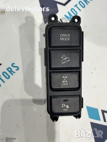 93300-D7470 конзола с бутони, копчета от Hyundai Tucson 2.0 CRDI, 185 ph., 4x4, automatic 