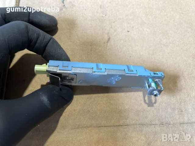 Антенен Усилвател на Багажник Дясно 10A035577C VW ID.3 E11 pro, снимка 2 - Части - 49934776