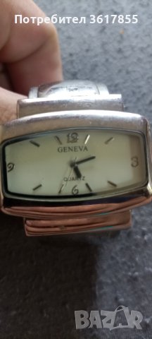 GENEVA дамски кварцов часовник гривна Japan , снимка 1 - Дамски - 41704194