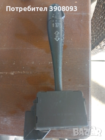 Ключ за фарове /мигачи Нисан Терано 