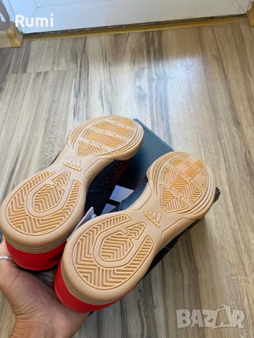 Оригинални нови маратонки ADIDAS Predator 20.4 In Sala J ! 37 н, снимка 3 - Детски маратонки - 38700398