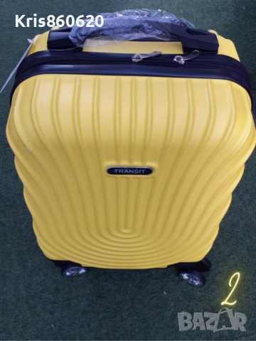 Стилен куфар с колелца за ръчен багаж с твърдо покритие 40/30/20см, снимка 2 - Куфари - 44783787