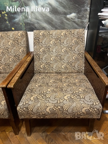 🪑 Два ретро фотьойла от 70-те/80-те години – дървени подлакътници, оригинална дамаска- Ст.Загора, снимка 5 - Дивани и мека мебел - 50849321