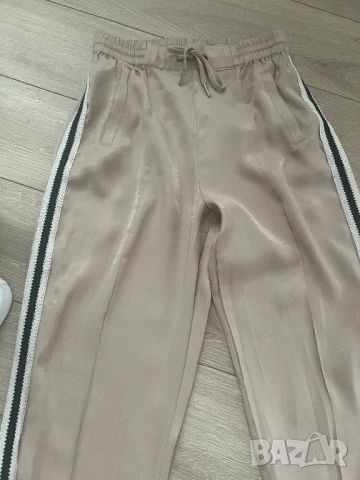 Бежов спортен панталон, снимка 2 - Панталони - 50588357