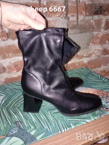 Нови боти, снимка 5 - Дамски боти - 52971009