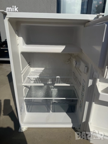 Малък хладилник Либхер с камера , снимка 6 - Хладилници - 52075310