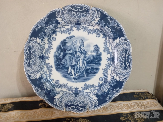 Порцеланова чиния за декорация