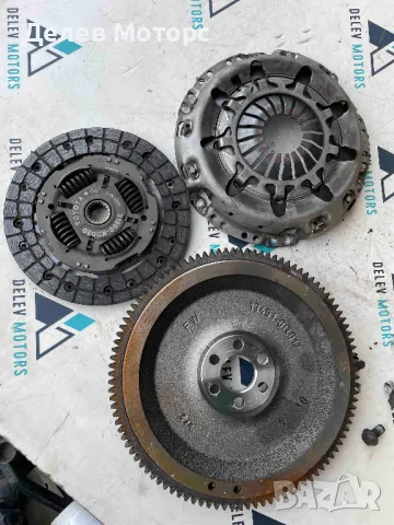 23250-0Q040 / 31250-K0020 комплект съединител, маховик феродо притискател от Toyota Aygo X 1.0 VVT-i