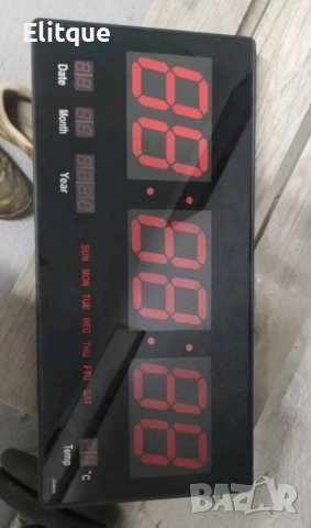 Голям електронен часовник за стена JH3615