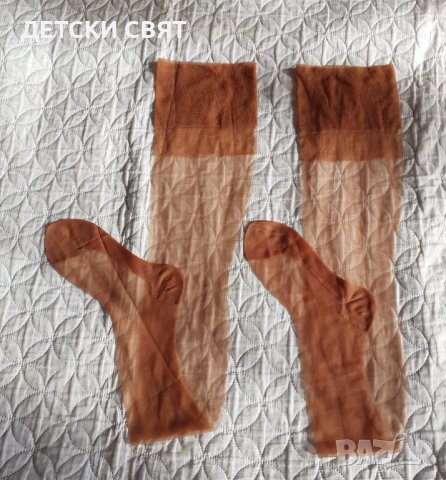 Чорапи за жартиери и дамски обувки 