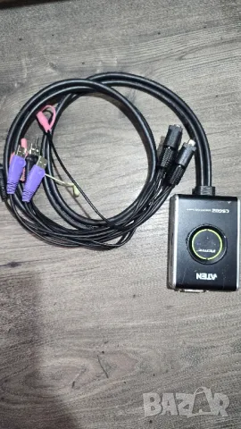 Устройство за използване на два компютъра с един монитор KVM, снимка 10 - Геймърски - 49810616