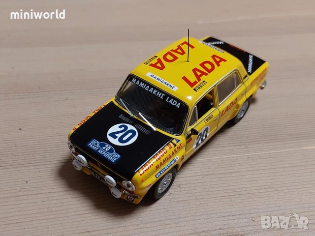 ВАЗ 21011 рали Акрополис 1978 - мащаб 1:43 на IXO моделът е нов в PVC дисплей-кейс, снимка 7 - Колекции - 41965481