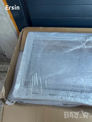 Оригинална щора с комарник Dometic Seitz (Чисто нова) Монтажен размер : 1000х500 Цена 350.00 лева, снимка 4 - Къмпинг мебели - 51322463