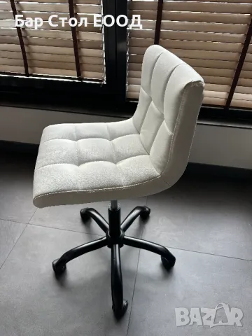 Стол на колелца Queens, снимка 2 - Столове - 43195980